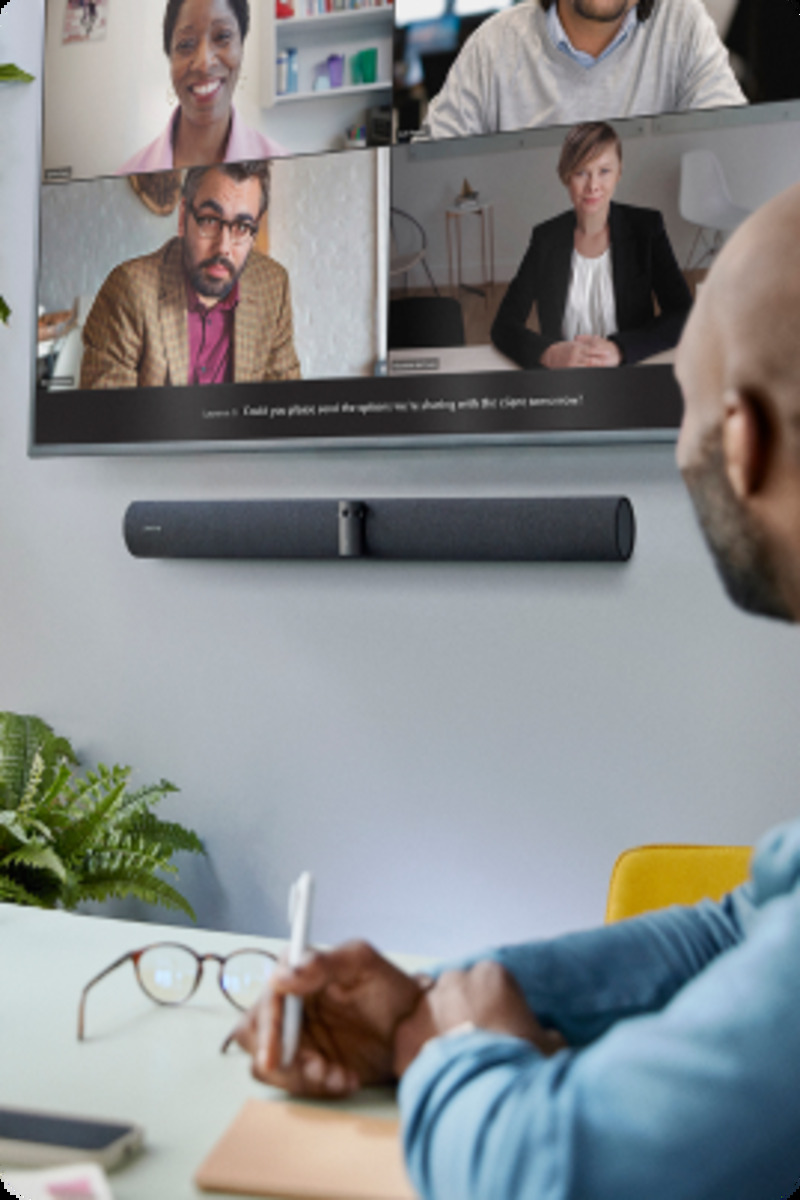 Contact centre agent using professional headset